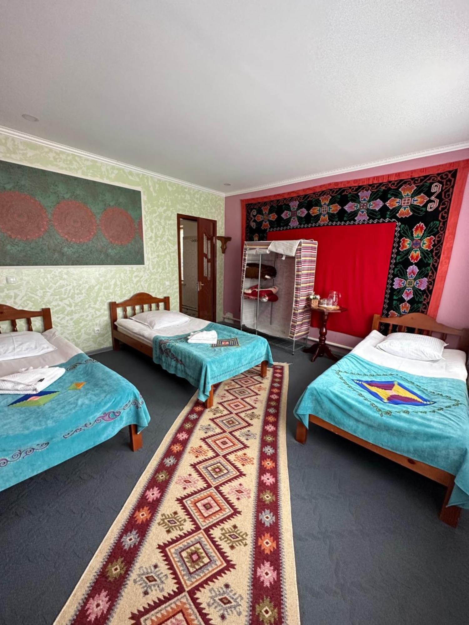 Guest House Emily Bokonbayevo المظهر الخارجي الصورة